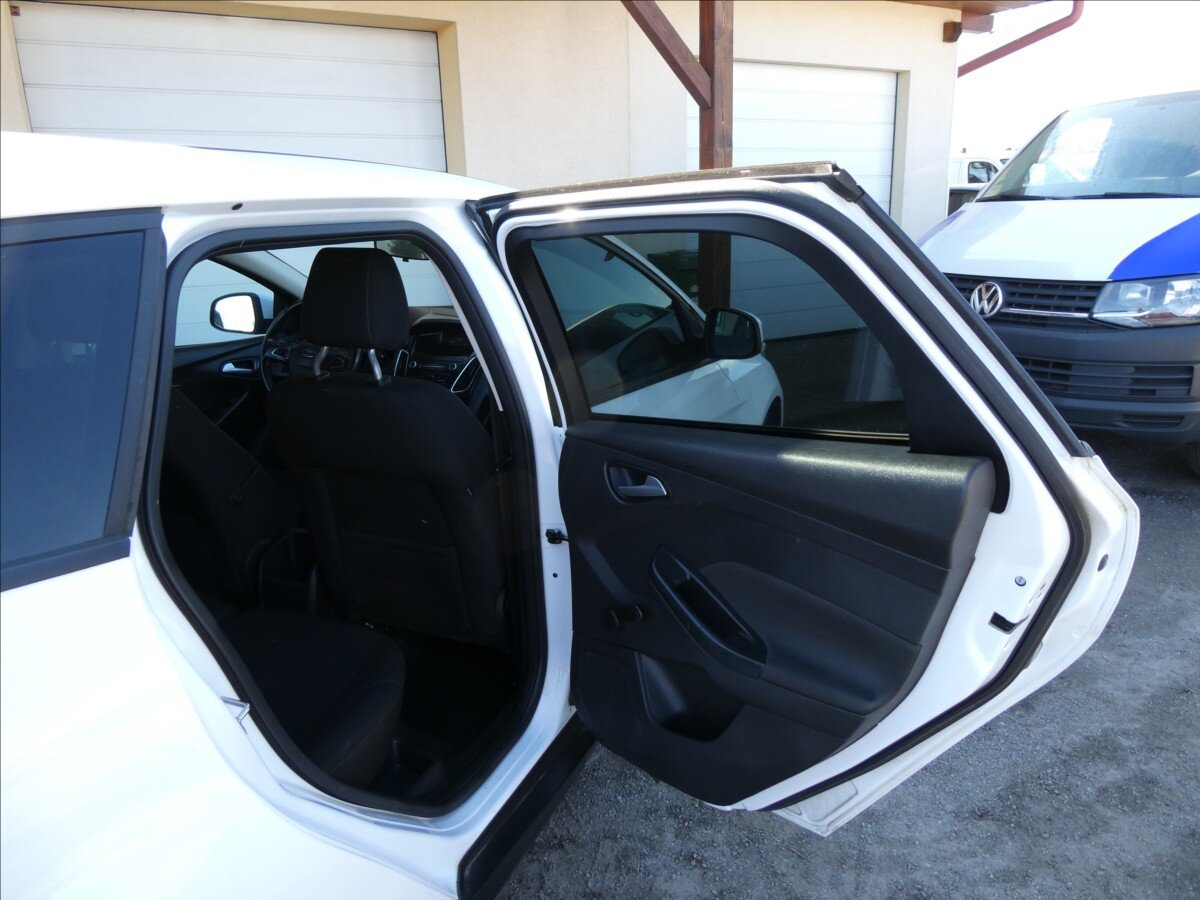 Ford Focus Kombi 1,5 l 70 kw