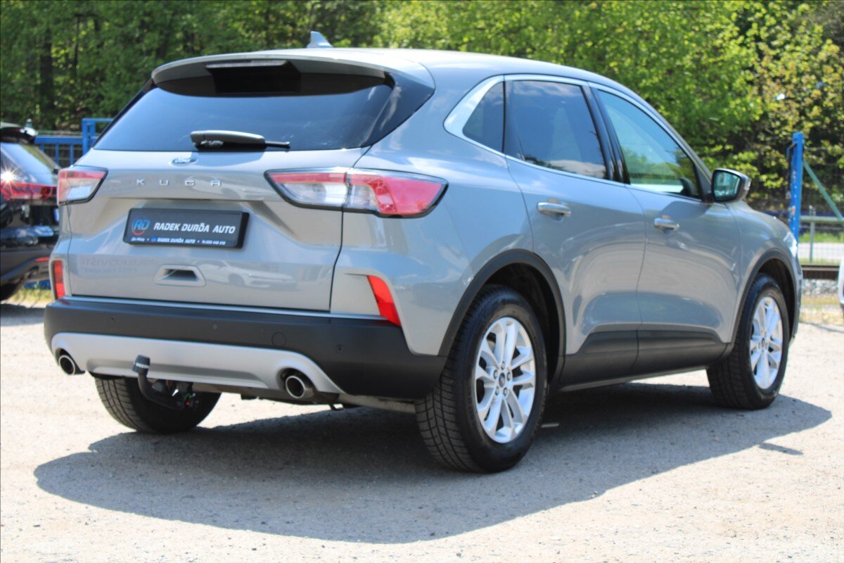 Ford Kuga SUV / Terénní 1,5 l 110 kw