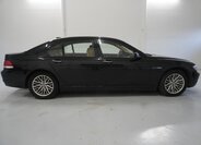 BMW Řada 7 Sedan 6,0 l 327 kw