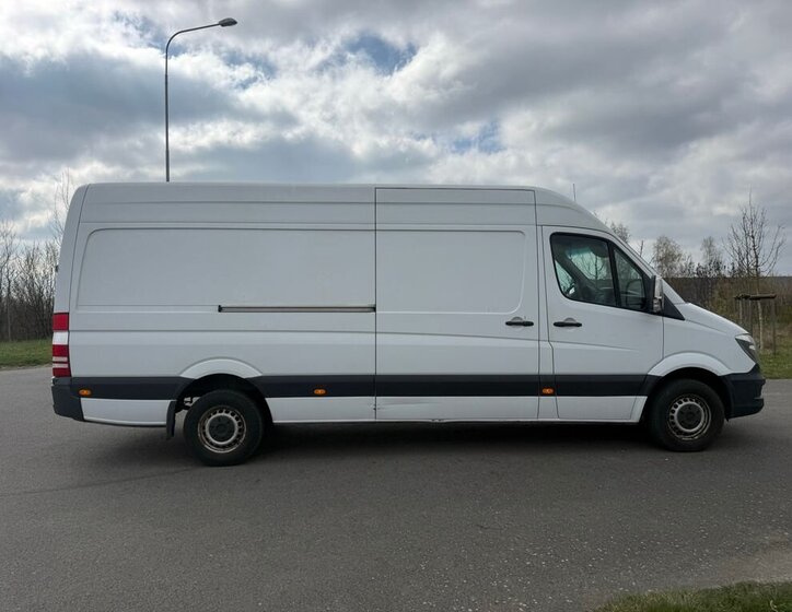 Mercedes-Benz Sprinter Skříň 3,0 l 140 kw