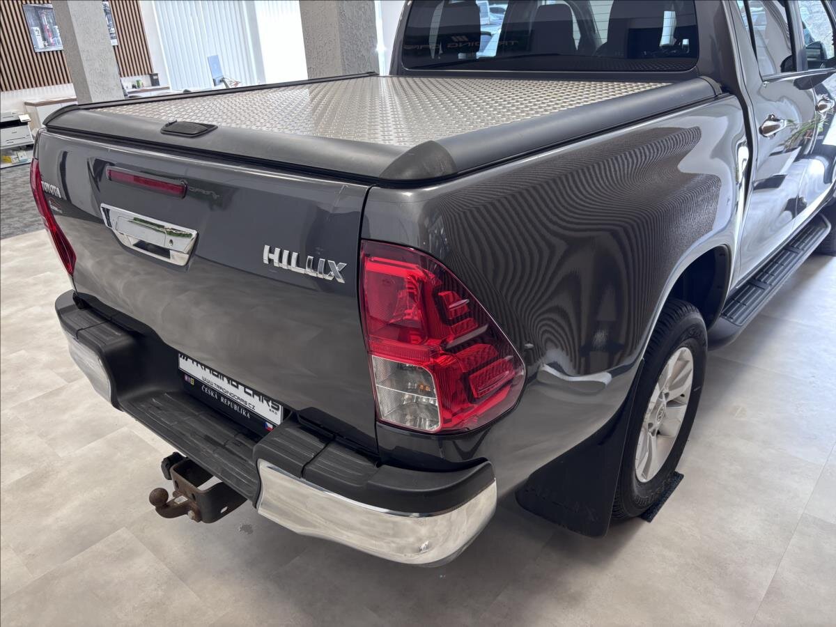 Toyota Hilux Pick-up 2,4 l 110 kw