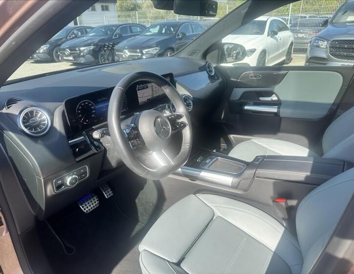 Mercedes-Benz Třídy B 9