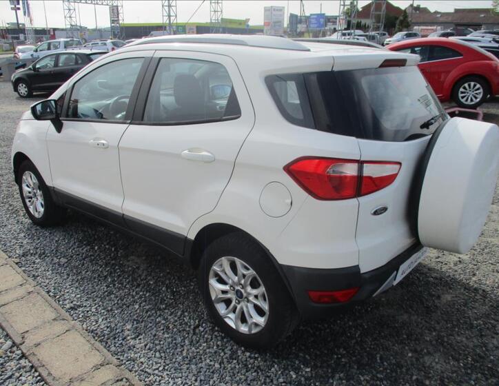 Ford EcoSport 7