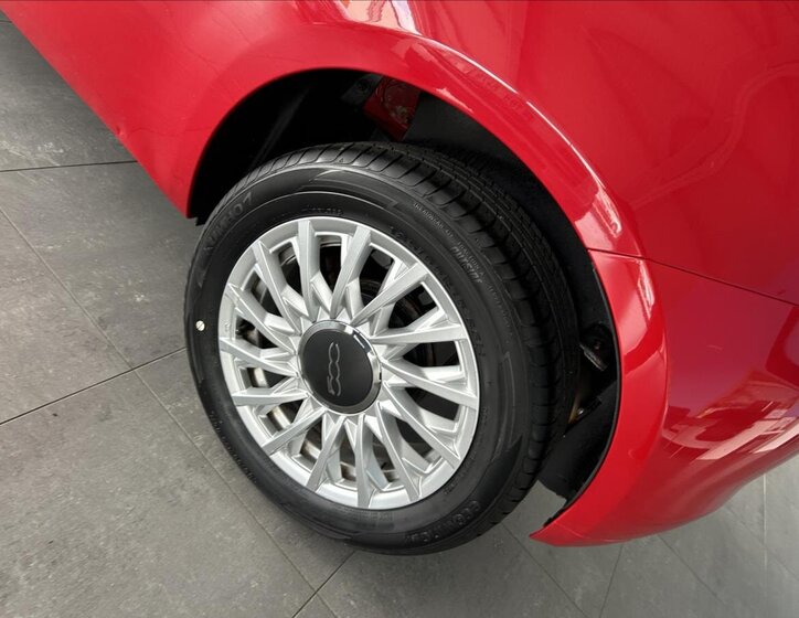 Fiat 500 Hatchback 1,2 l 51 kw