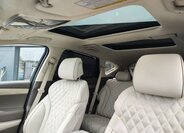 Ostatní Ostatní SUV 3,5 l 279 kw