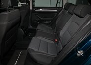 Volkswagen Passat 10