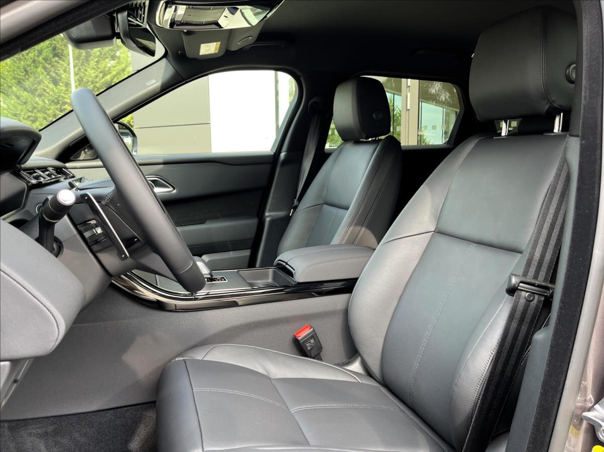 Land Rover Range Rover Velar SUV / Terénní 2,0 l 150 kw