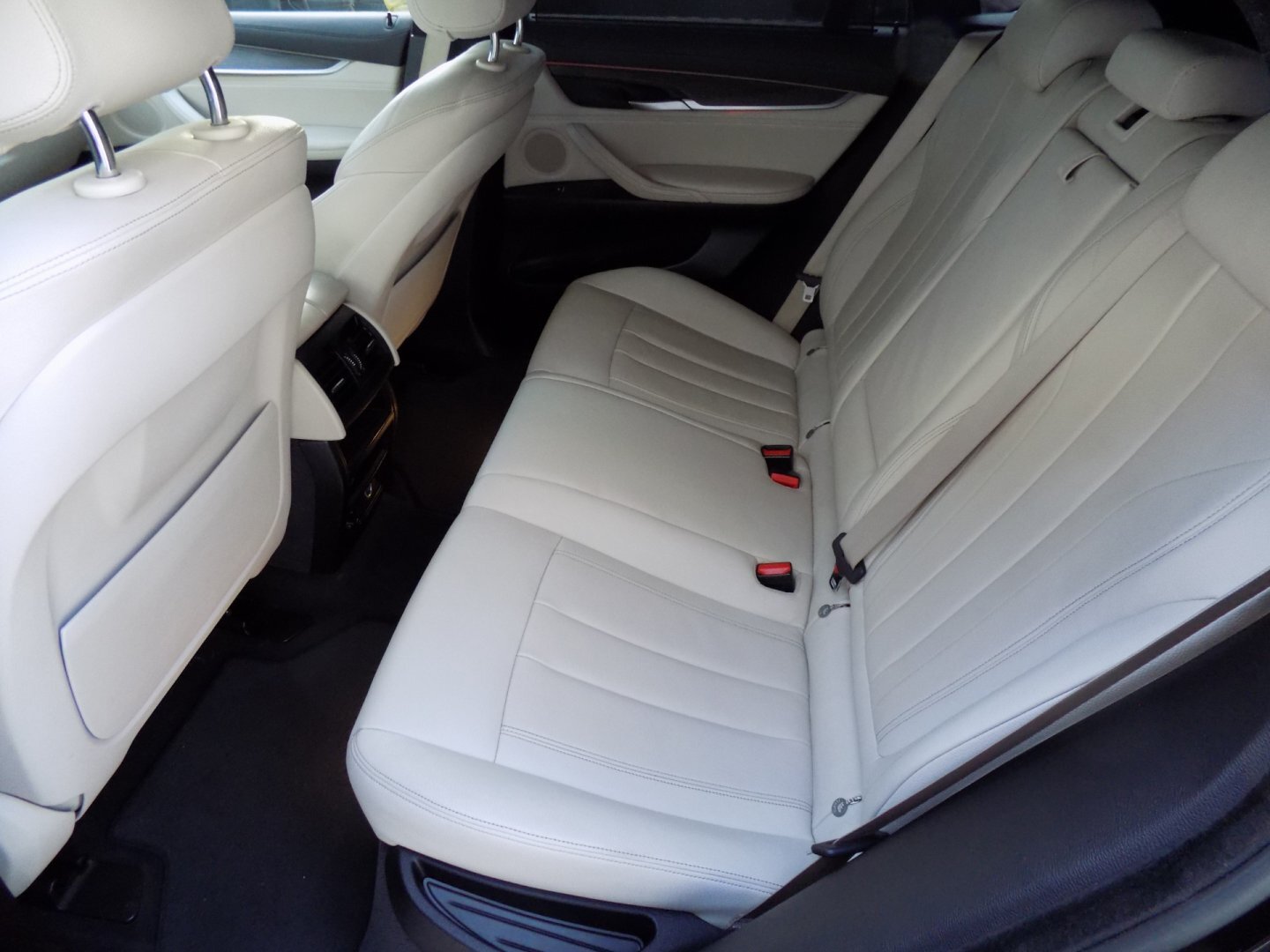 BMW X6 SUV / Terénní 3,0 l 190 kw