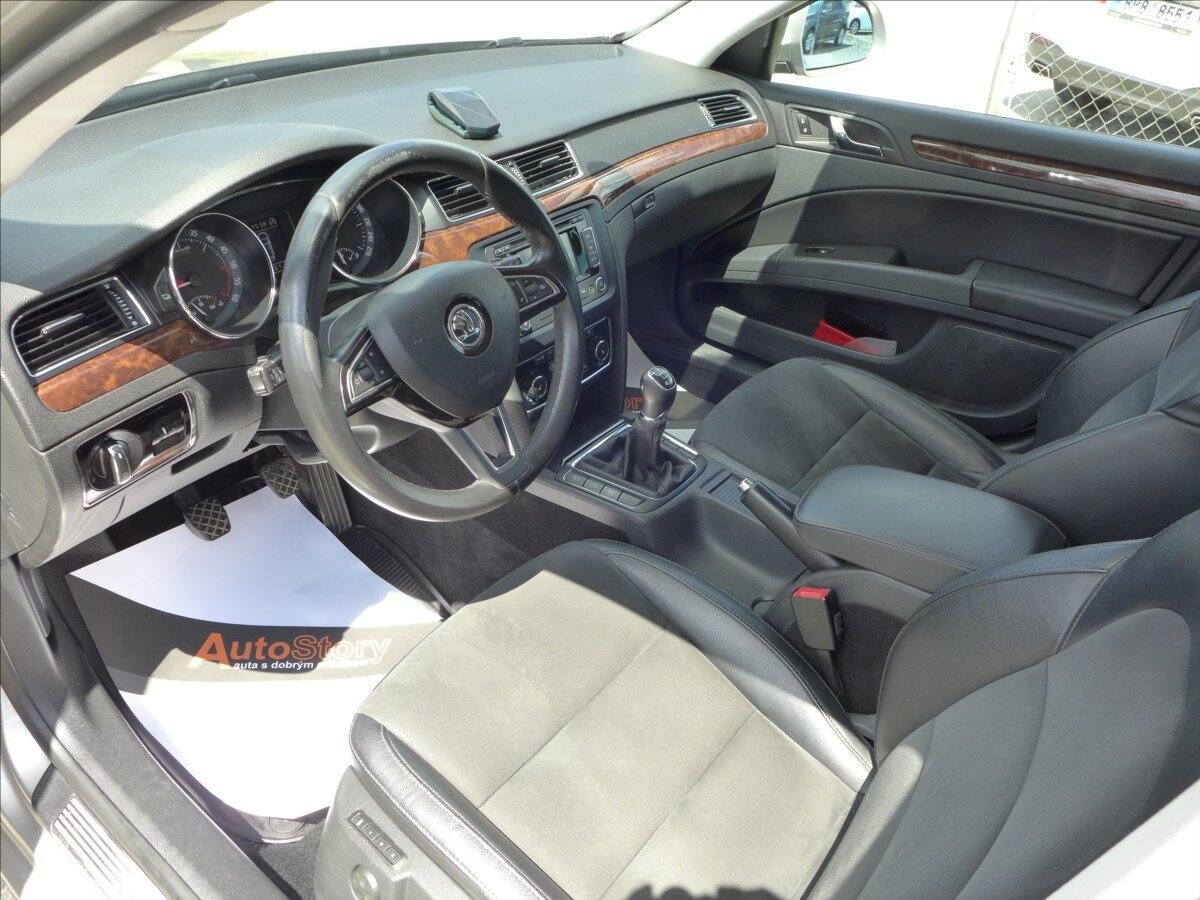 Škoda Superb