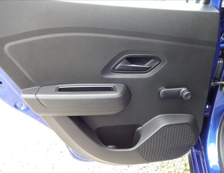 Dacia Sandero Hatchback 999,0 67 kw