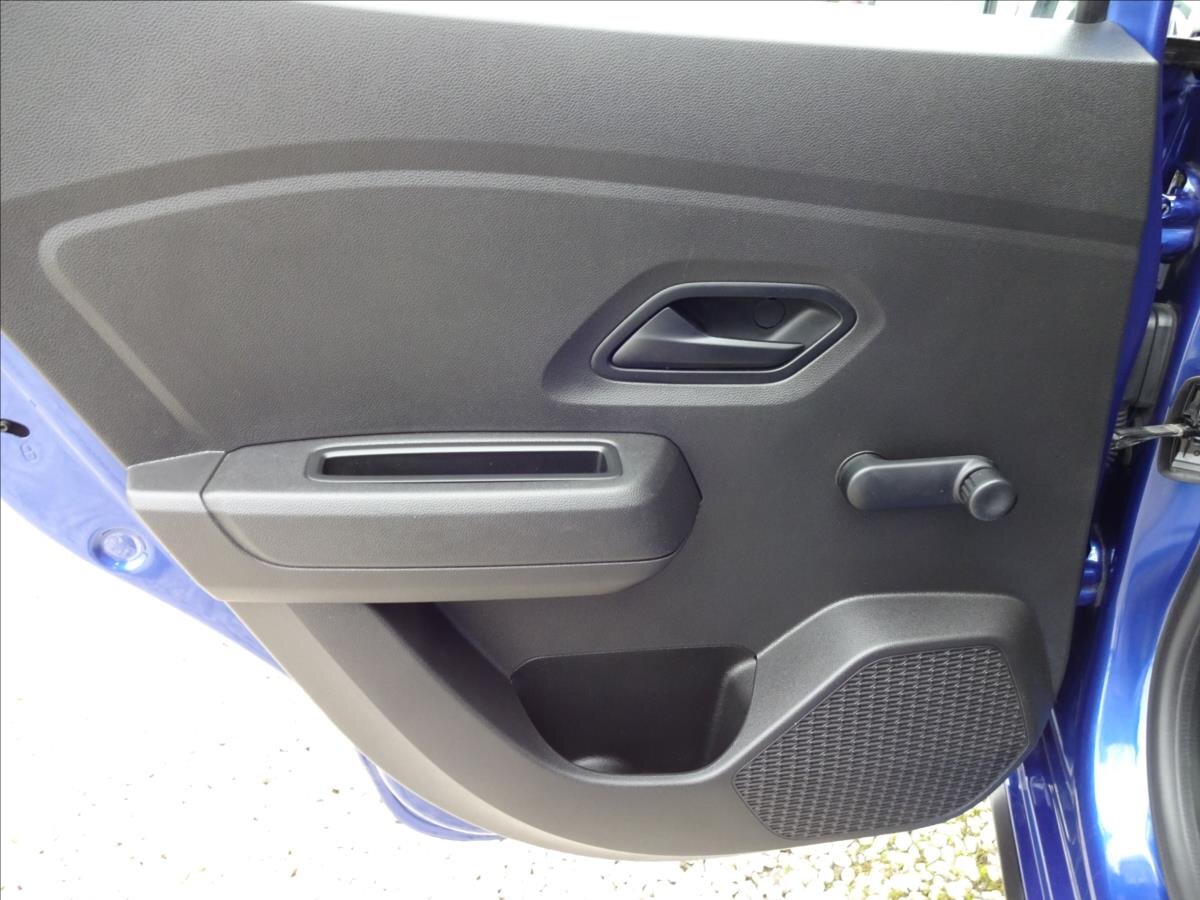 Dacia Sandero Hatchback 999,0 67 kw