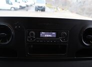 Mercedes-Benz Sprinter 11