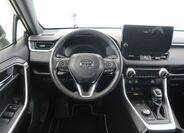 Toyota RAV4 16