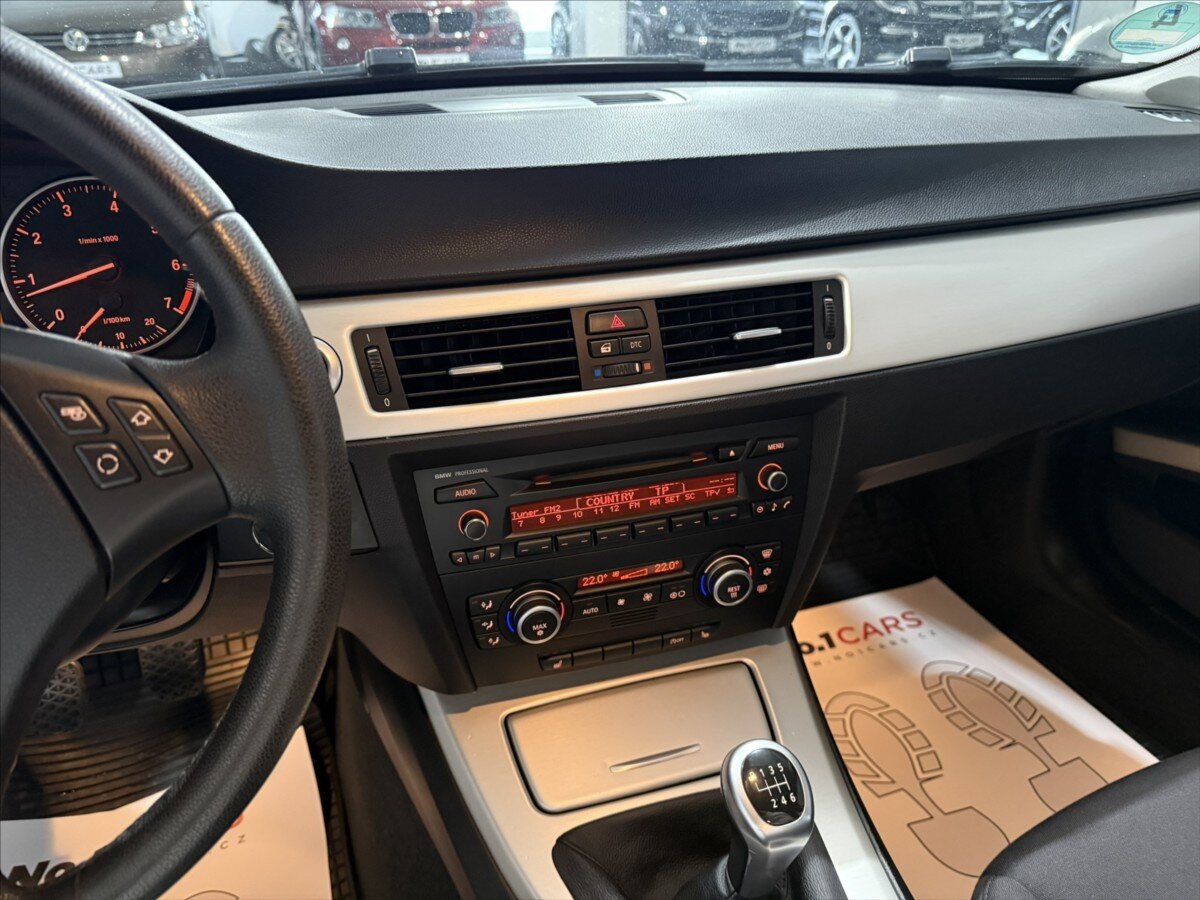 BMW Řada 3 Sedan / Limuzína 2,0 l 105 kw