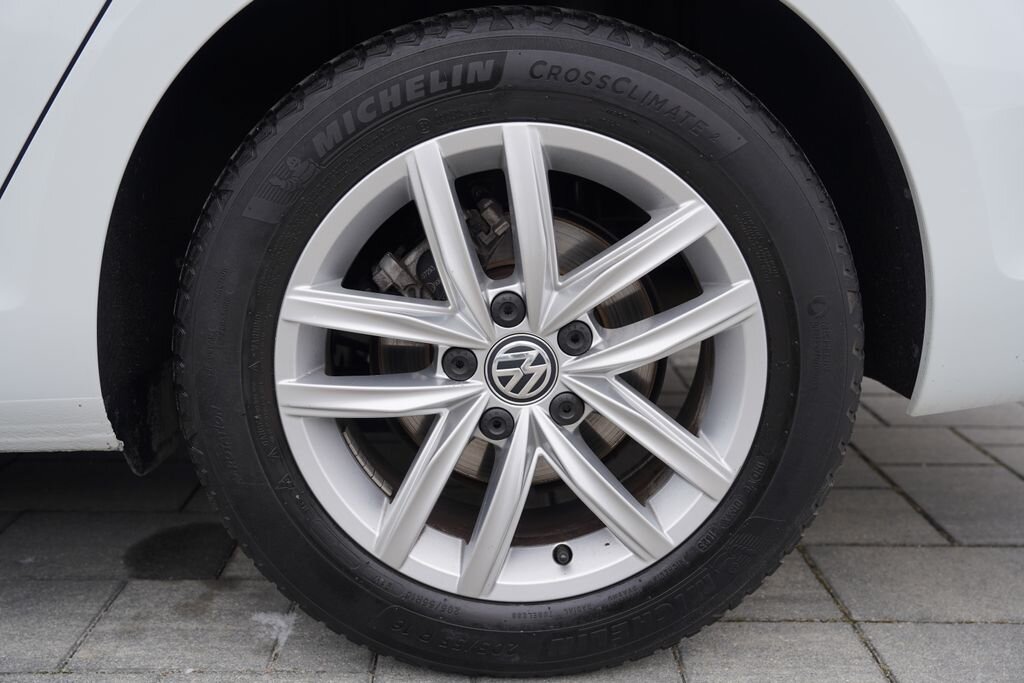 Volkswagen Golf Kombi 1,6 l 85 kw