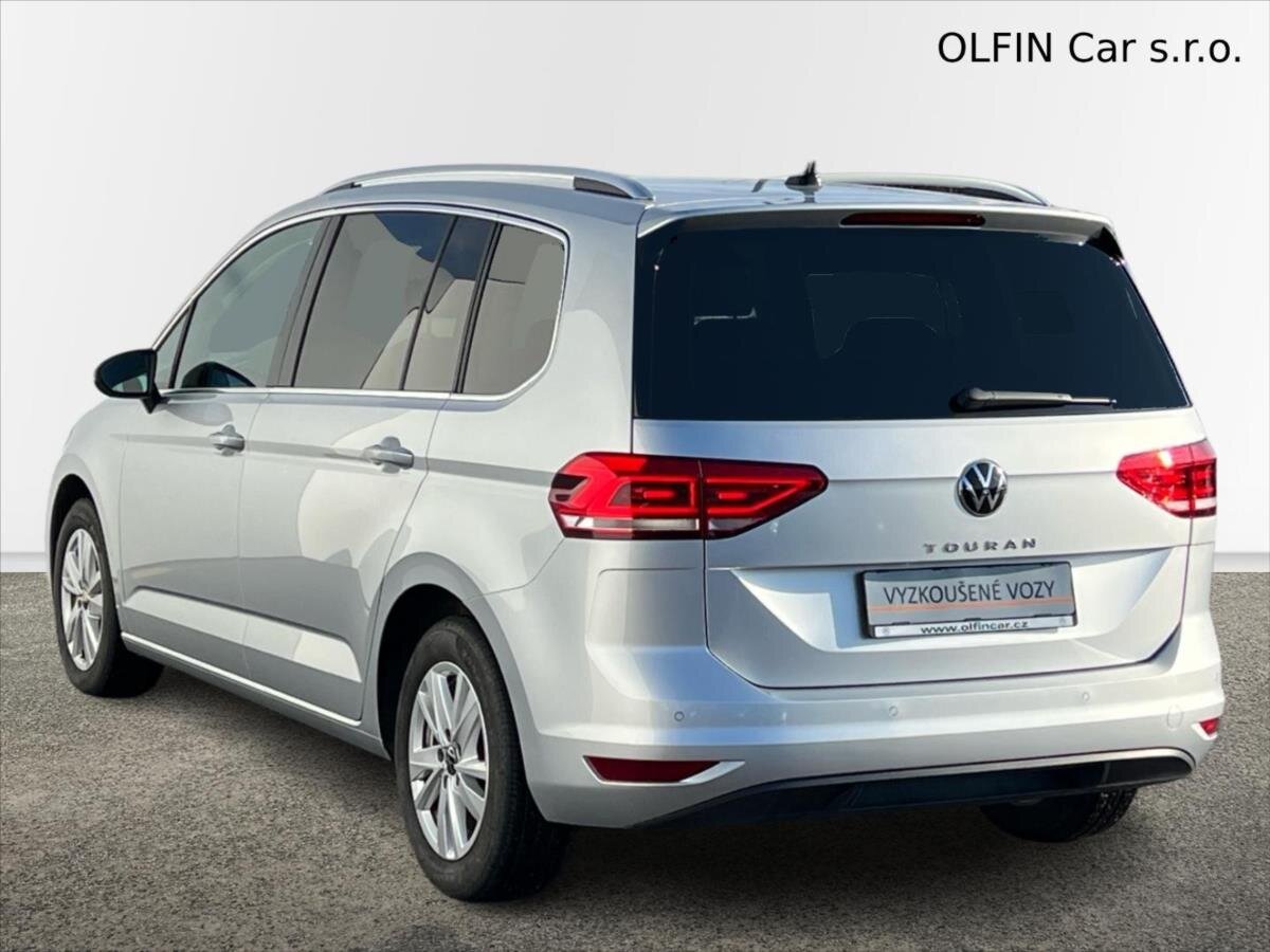 Volkswagen Touran MPV 1,5 l 110 kw