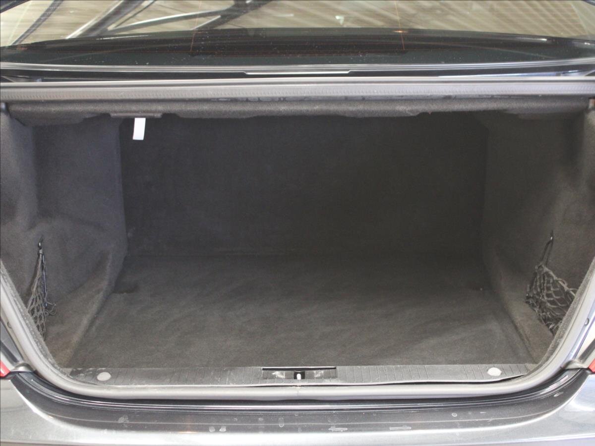 Mercedes-Benz Třídy S Sedan / Limuzína 3,0 l 190 kw