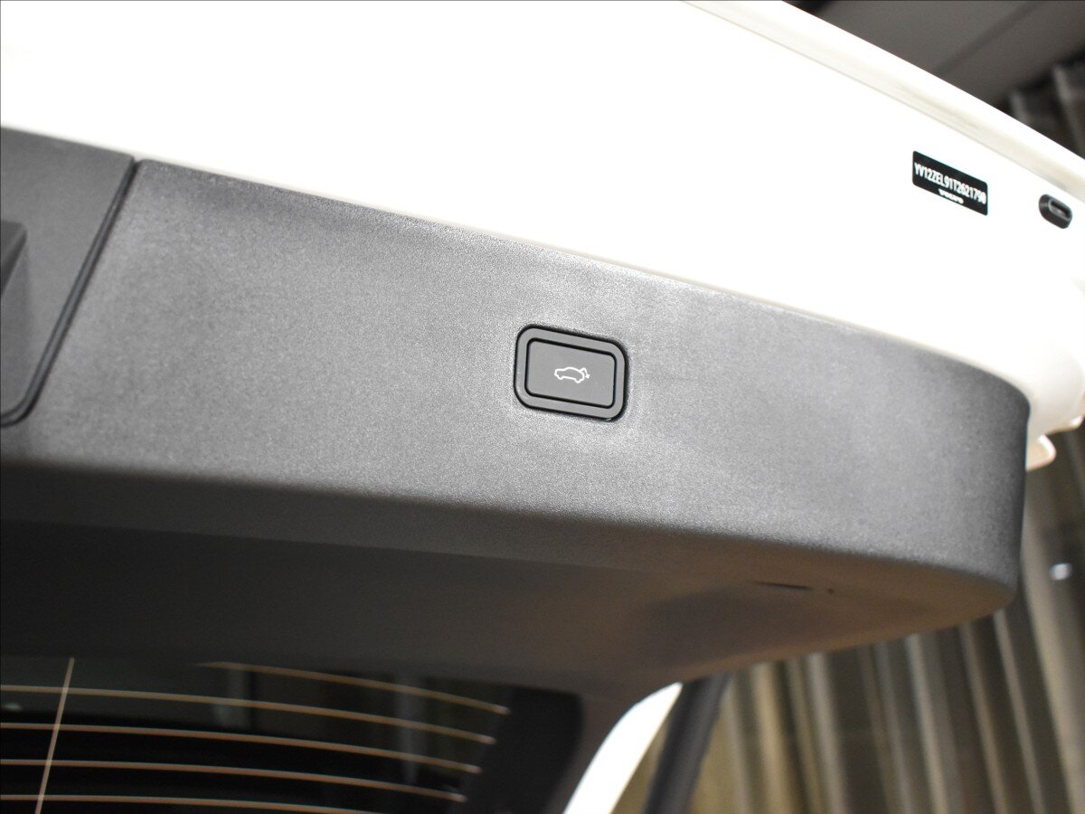 Volvo EX30 SUV 0,0 200 kw