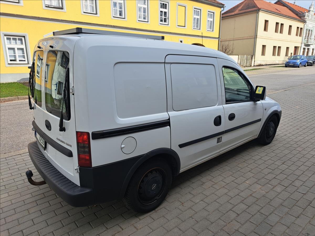 Opel Combo Skříň 1,2 l 55 kw