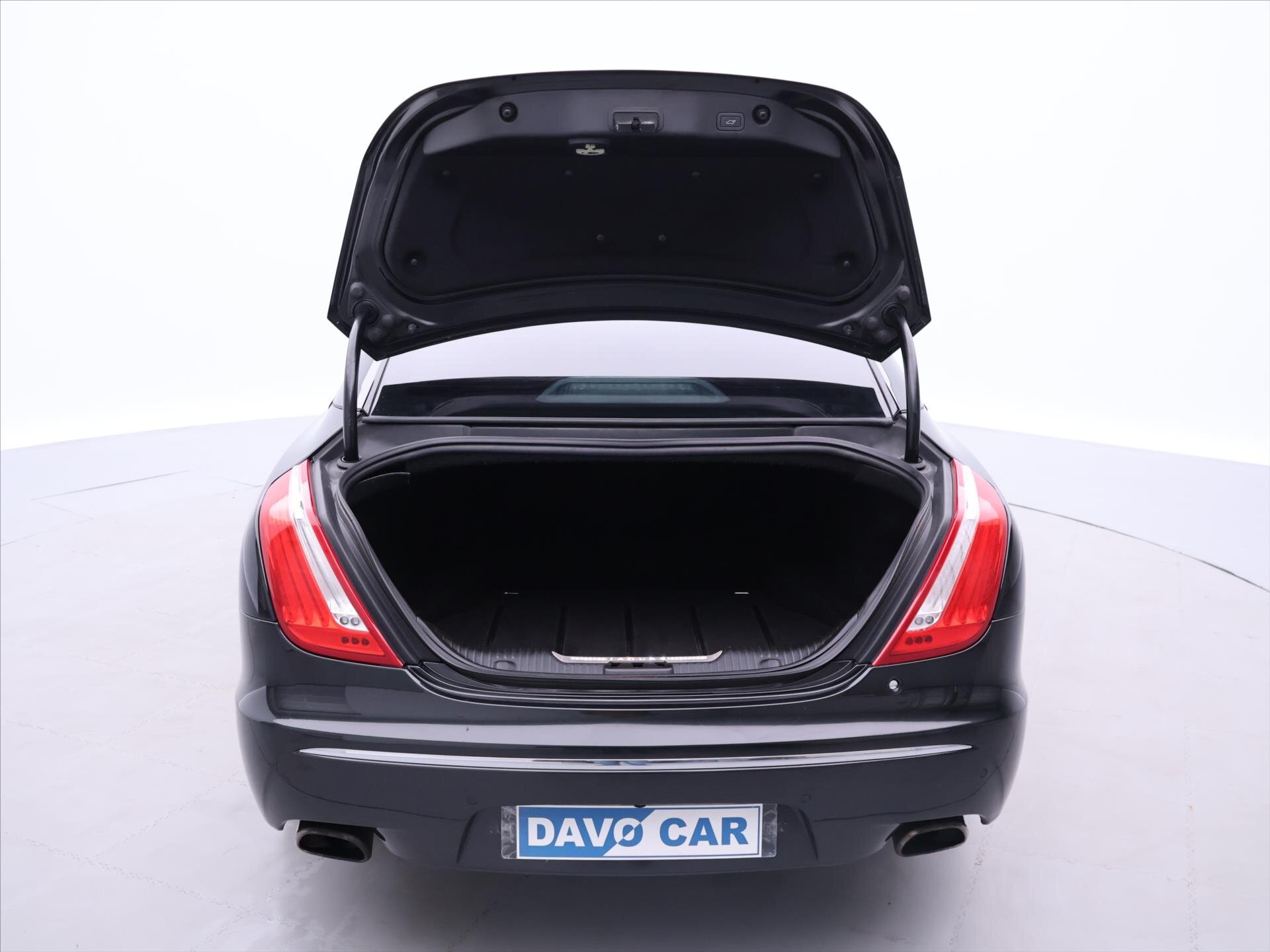 Jaguar XJ Sedan 3,0 l 202 kw