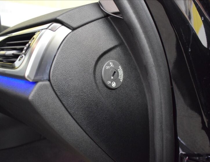 BMW Řada 5 Sedan / Limuzína 3,0 l 195 kw