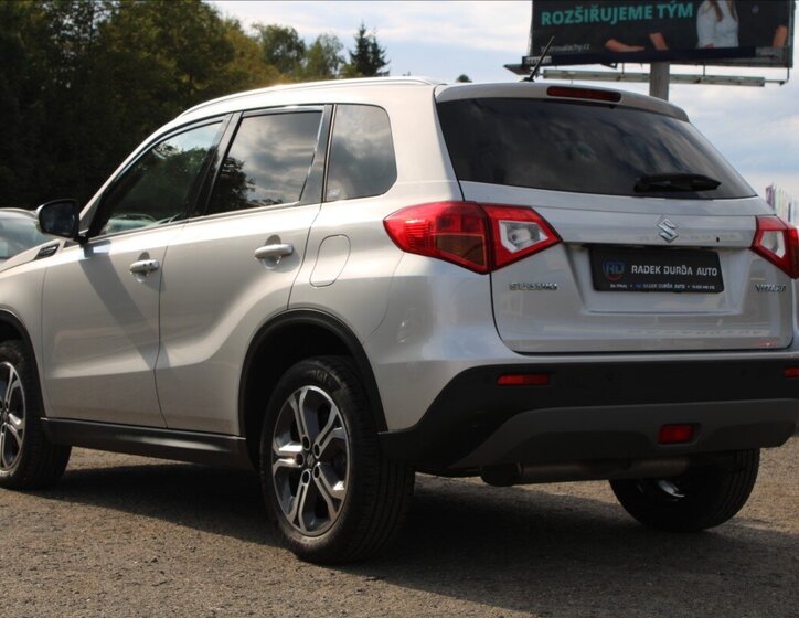 Suzuki Vitara SUV 1,6 l 88 kw