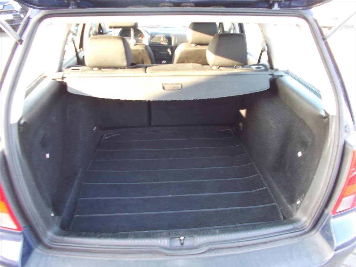 Volkswagen Golf Kombi 1,4 l 55 kw