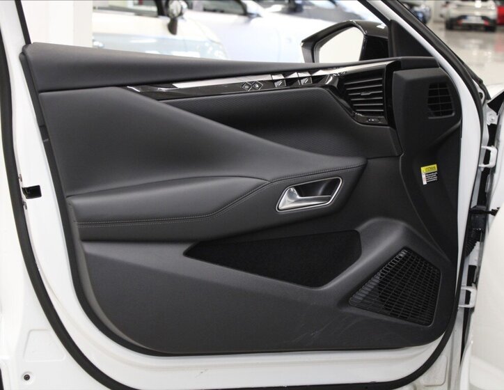 DS Automobiles DS4 SUV / Terénní 1,6 l 165 kw