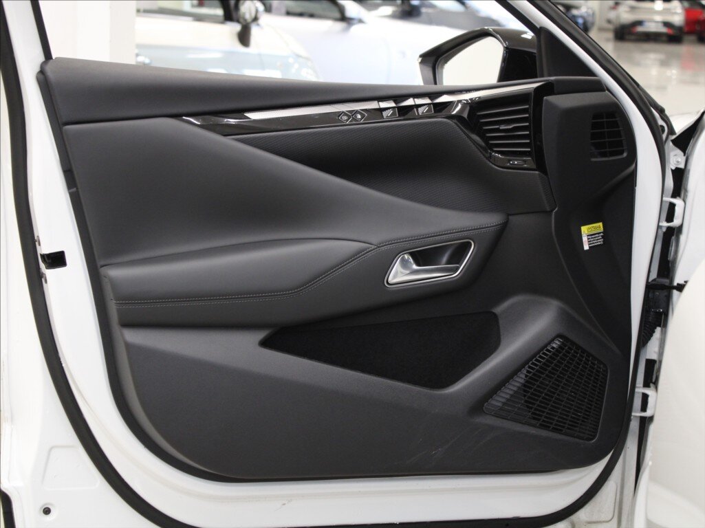 DS Automobiles DS4 SUV / Terénní 1,6 l 165 kw