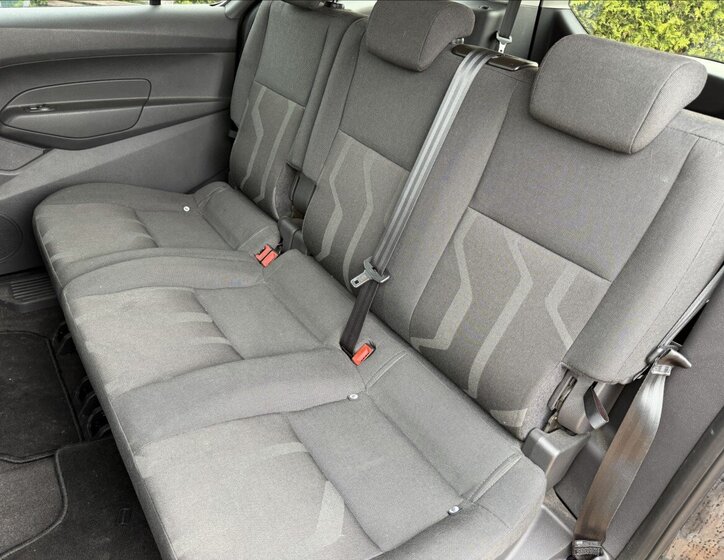 Ford Tourneo Connect Kombi 1,6 l 85 kw