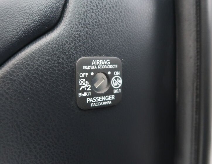 Toyota RAV4 SUV / Terénní 2,5 l 114 kw