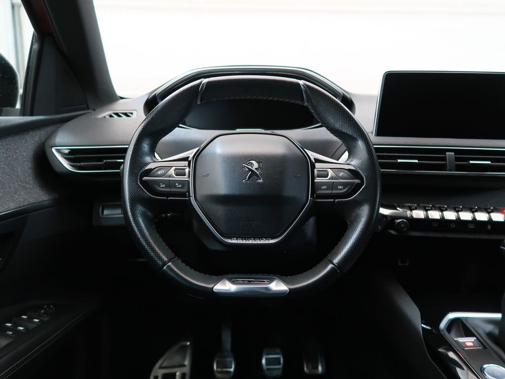 Peugeot 3008 SUV 2,0 l 110 kw