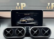 Mercedes-Benz Třídy X 29