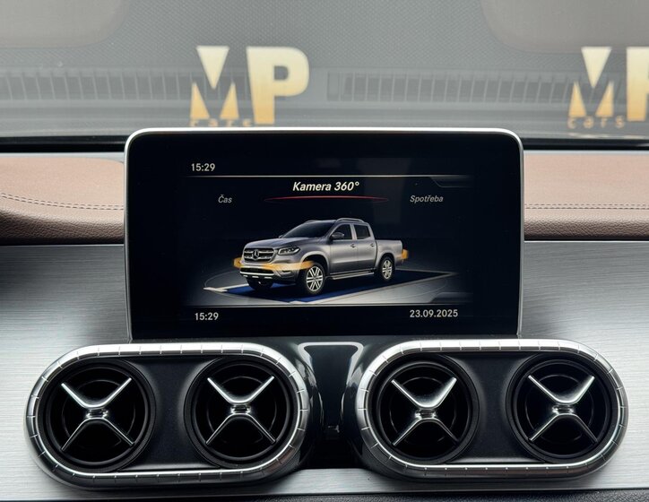 Mercedes-Benz Třídy X 29