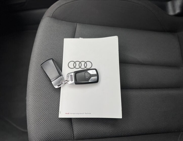 Audi A4 Kombi 2,0 l 120 kw