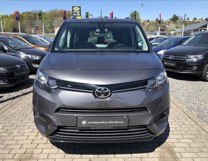 Toyota ProAce City Verso Kombi 1,5 l 96 kw