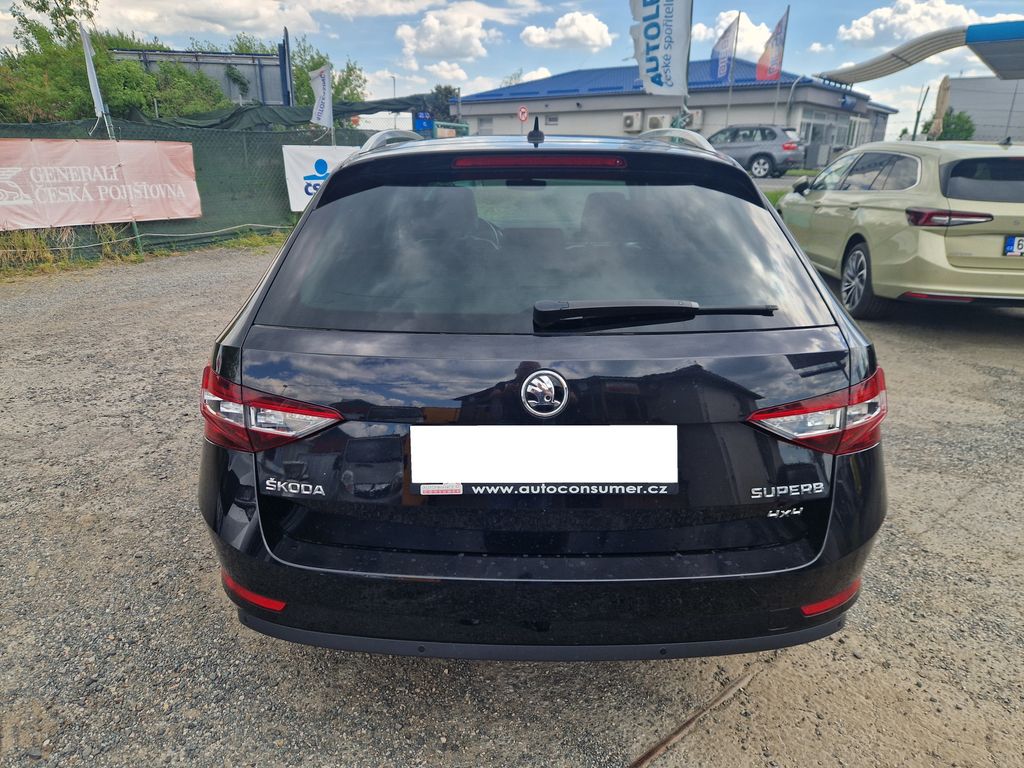 Škoda Superb