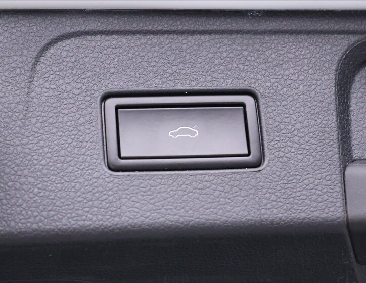 Volkswagen Passat Kombi 2,0 l 206 kw