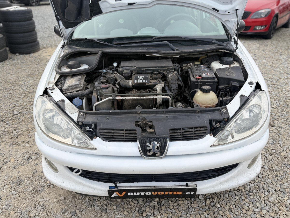 Peugeot 206 Hatchback 1,4 l 50 kw