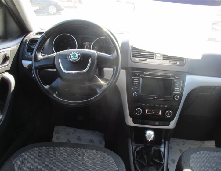 Škoda Yeti SUV / Terénní 1,2 l 77 kw