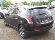 Lancia Delta Hatchback 1,4 l 88 kw