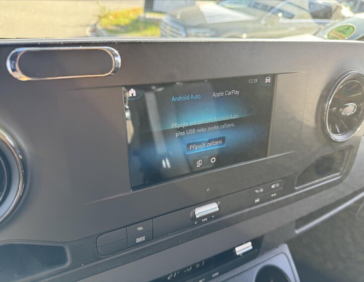 Mercedes-Benz Sprinter 10