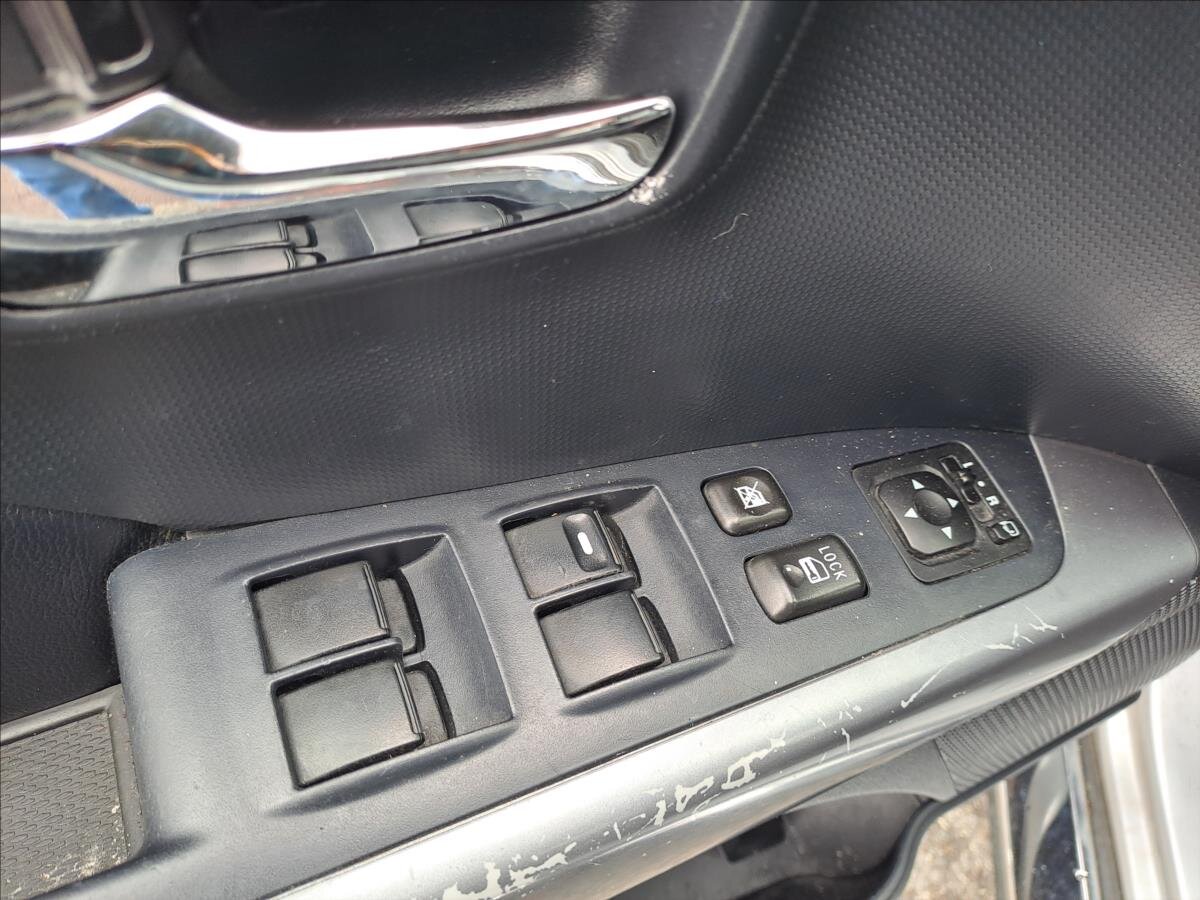 Peugeot 4007 SUV / Terénní 2,2 l 115 kw