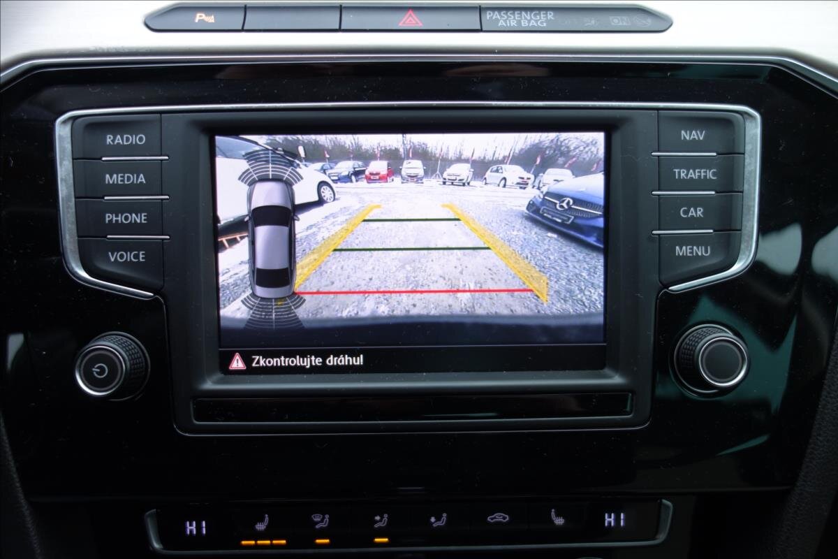 Volkswagen Passat Sedan 2,0 l 140 kw