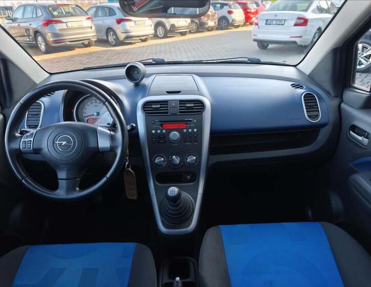 Opel Agila Hatchback 1,2 l 63 kw