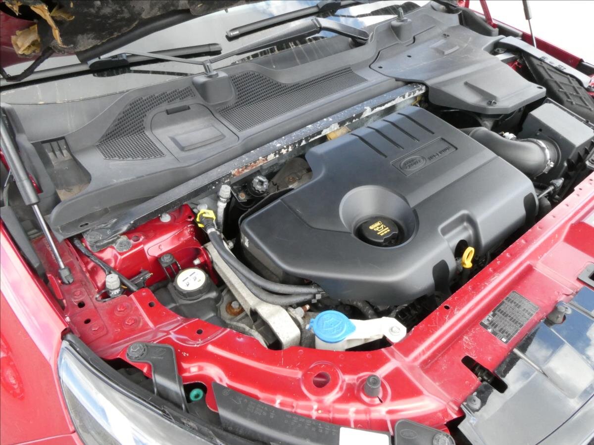 Land Rover Discovery Sport SUV / Terénní 2,0 l 110 kw