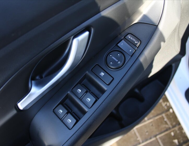 Hyundai i30 Kombi 1,4 l 103 kw