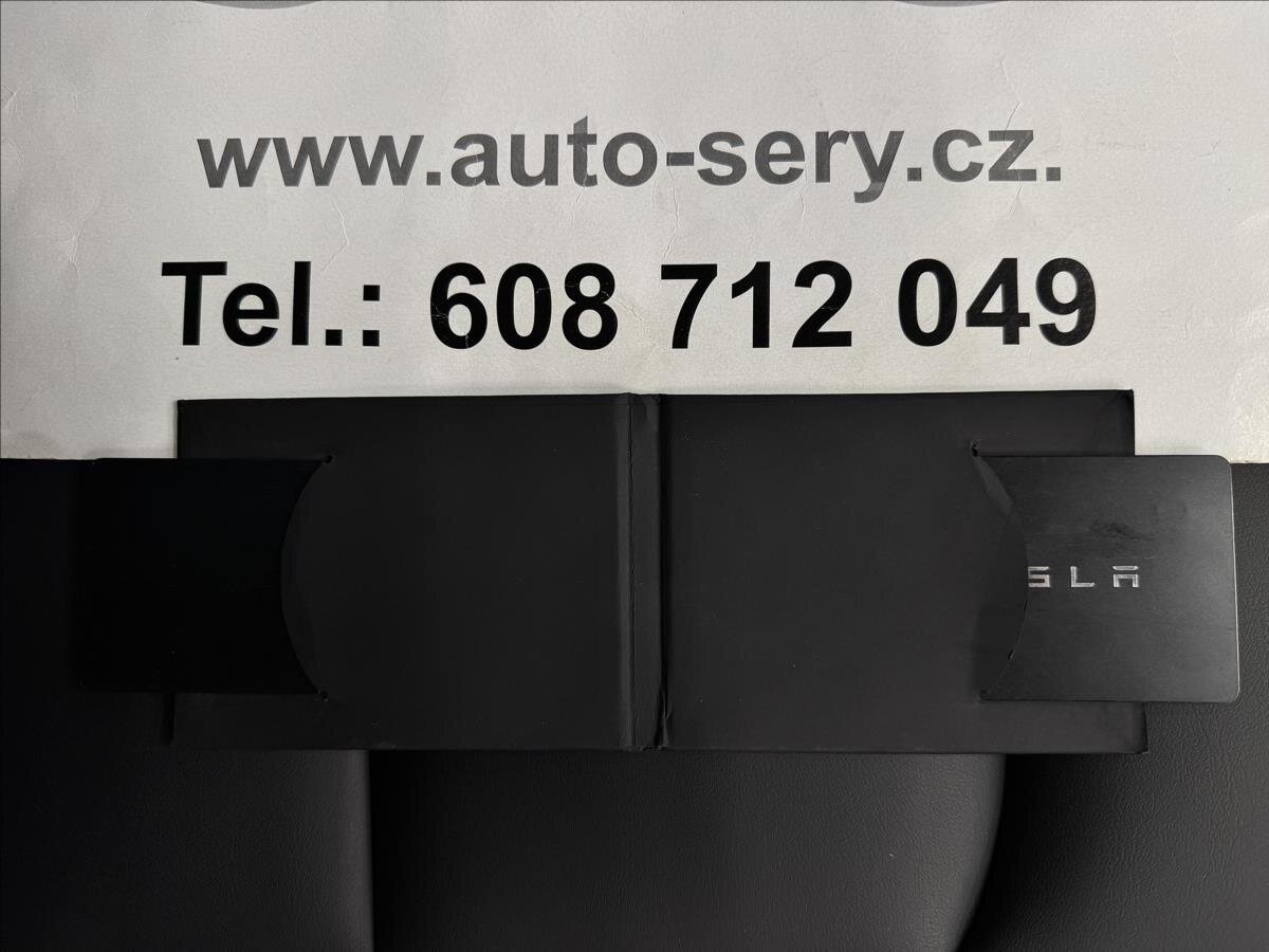 Tesla Model Y SUV 0,0 378 kw