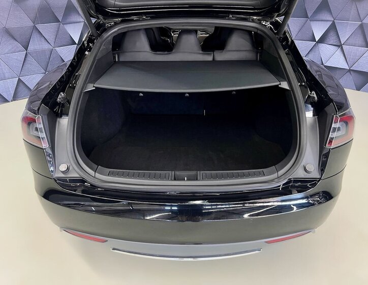 Tesla Model S Liftback 0,0 515 kw