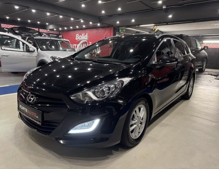 Hyundai i30 Kombi 1,6 l 81 kw